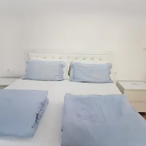 https://vintage-apartment-sarande.albaniahotels.org
